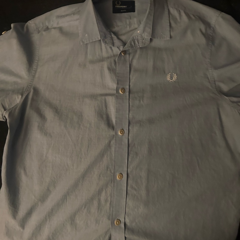 Fred Perry Men’s Pale Blue Short-Sleeve Button-Down Shirt